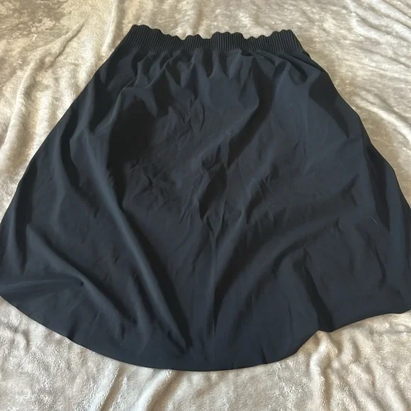 Athleta cosmic skirt in black - Picture 6 of 6